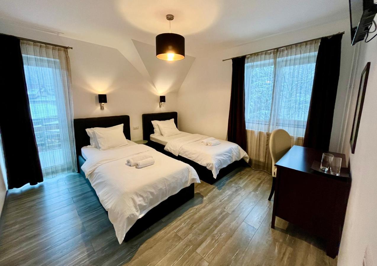 Pensiunea Mirage Tomesti  Exterior foto